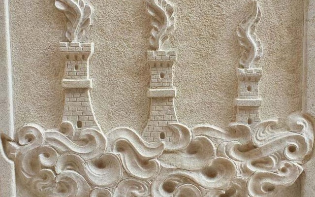 Le Tre Torri ... bassorilievo Pietra di San Marino